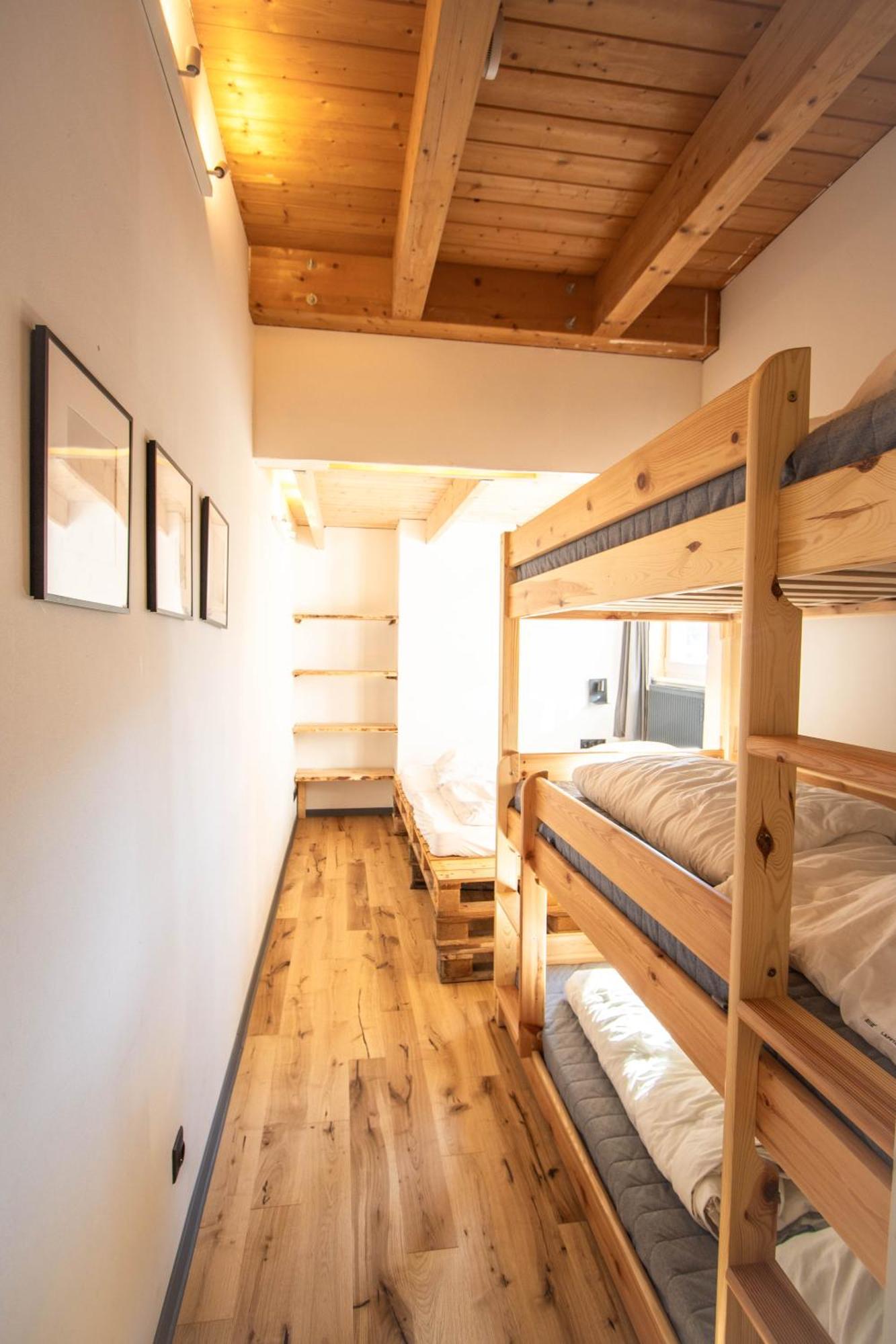 Hostel Oder Ferienwohnung 1-16 Personen Im Blauen Haus Фехмарн Екстериор снимка